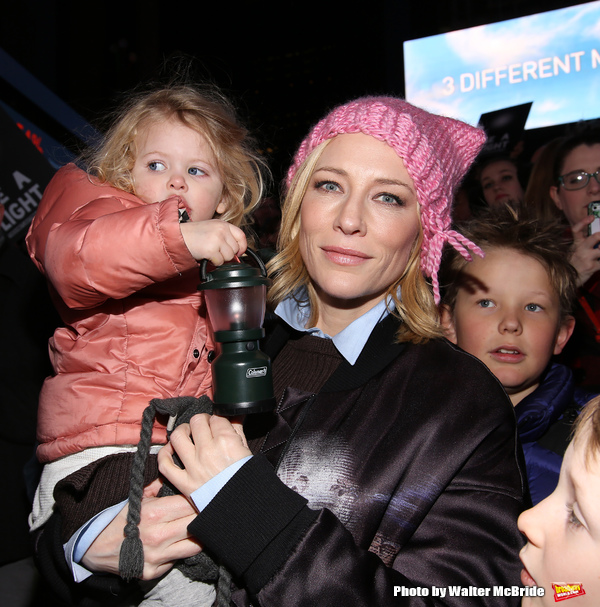 Photo Coverage: On Inauguration Eve, Broadway Unites to Take a Pledge for the Ghostlight Project 