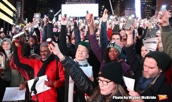 Photo Coverage: On Inauguration Eve, Broadway Unites to Take a Pledge for the Ghostlight Project 