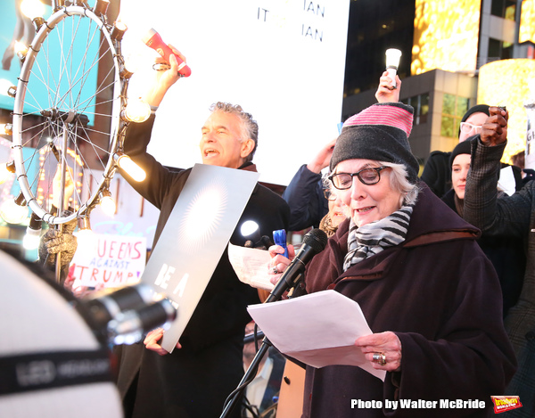 Photo Coverage: On Inauguration Eve, Broadway Unites to Take a Pledge for the Ghostlight Project 