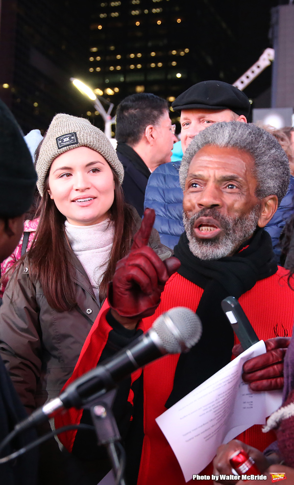 Photo Coverage: On Inauguration Eve, Broadway Unites to Take a Pledge for the Ghostlight Project Image