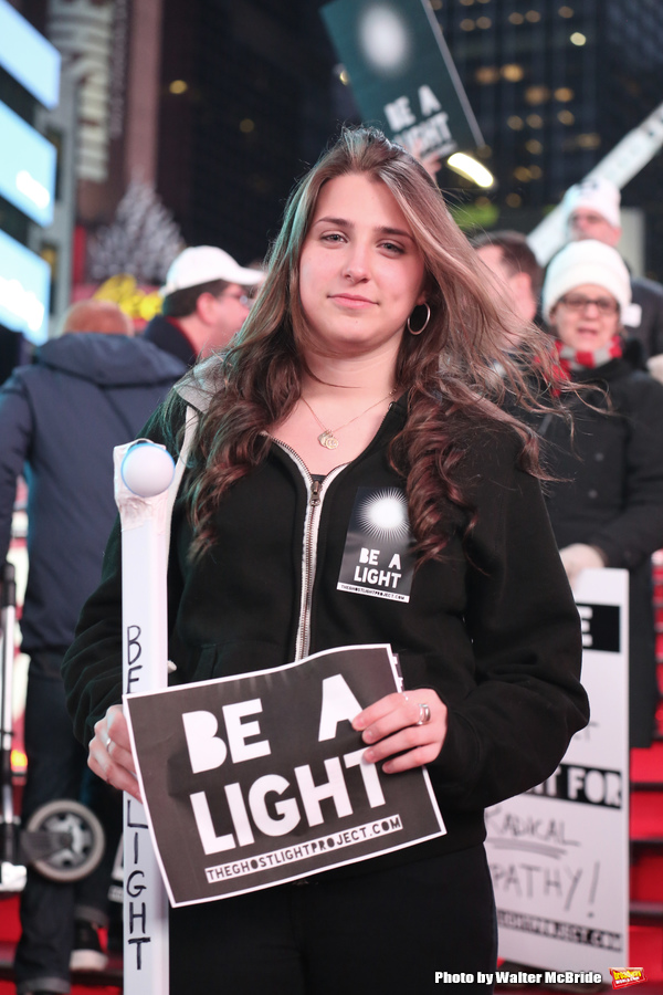 Photo Coverage: On Inauguration Eve, Broadway Unites to Take a Pledge for the Ghostlight Project Image