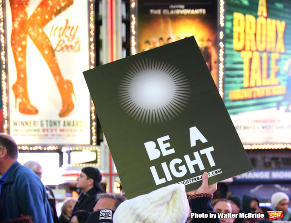 Photo Coverage: On Inauguration Eve, Broadway Unites to Take a Pledge for the Ghostlight Project Image