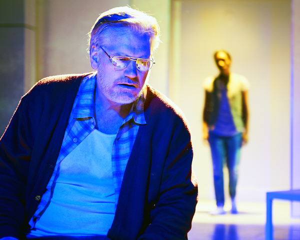 Photo Flash: Steep Theatre Presents EARTHQUAKES IN LONDON Image
