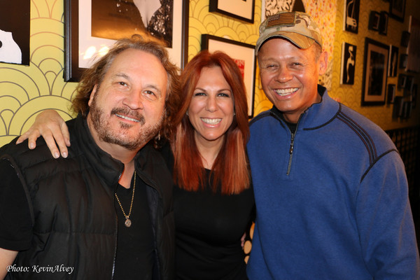 Photo Flash: Victoria Shaw Returns to Birdland with UNDER THE COVERS Image
