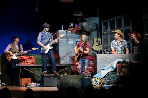 Photo Flash: First Look at PUMP BOYS & DINETTES, Opening Tonight at Pittsburgh CLO Image