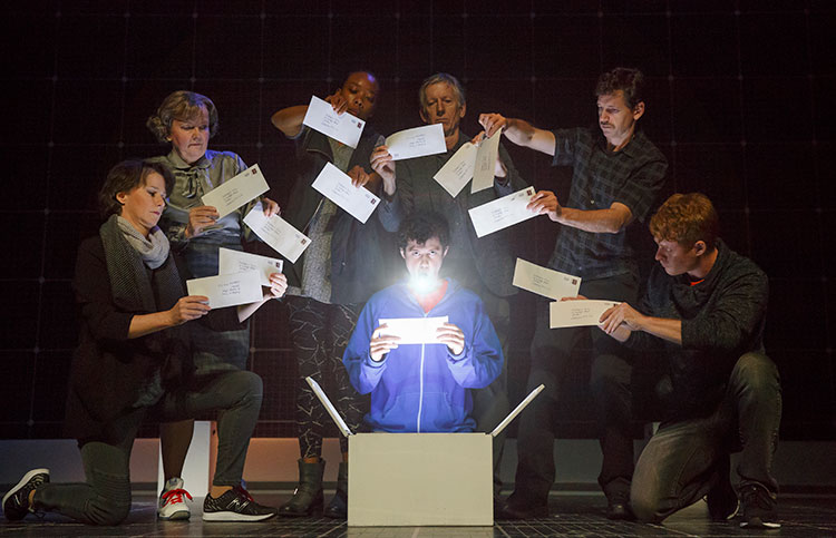 Review: A CURIOUS INCIDENT Occurs Onstage At The Hobby Center Image