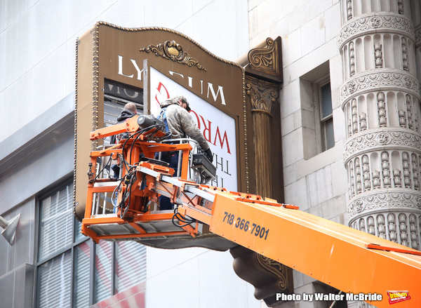 Up on the Marquee: THE PLAY THAT GOES WRONG Image
