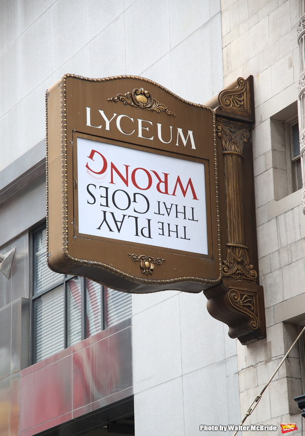 Up on the Marquee: THE PLAY THAT GOES WRONG Image