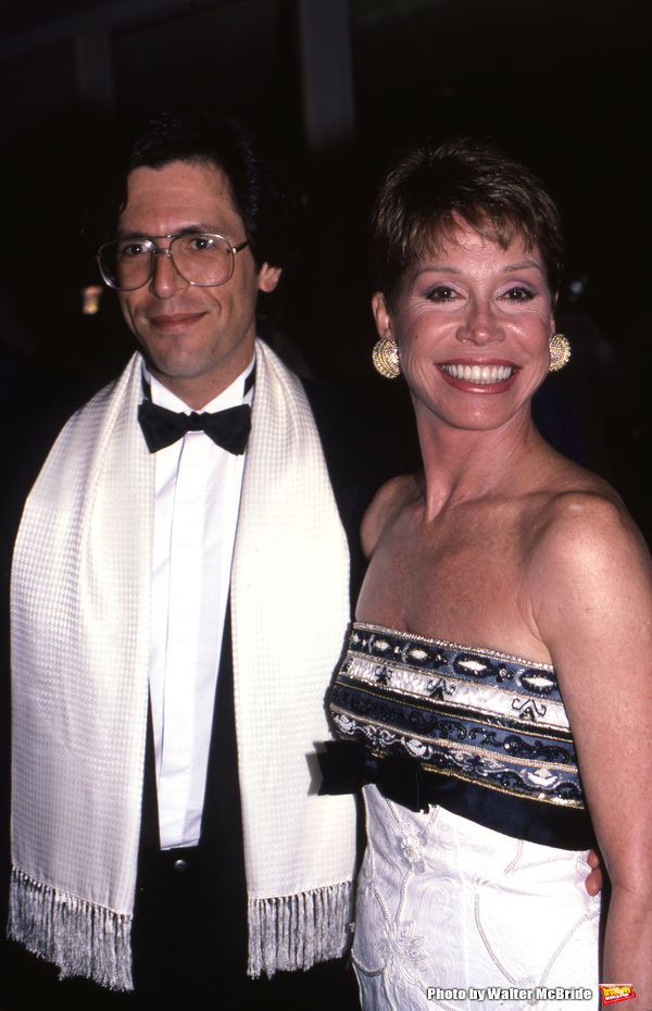 Photo Flash: Remembering Mary Tyler Moore Image