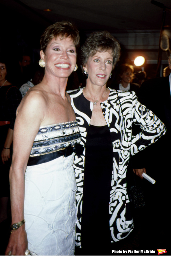 Photo Flash: Remembering Mary Tyler Moore Image