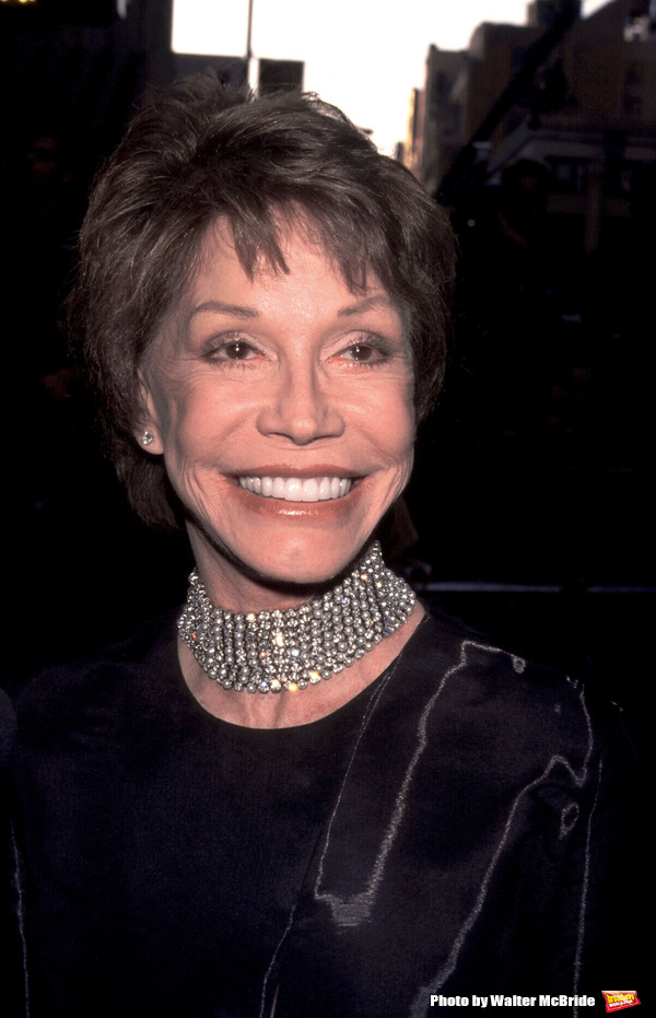 Photo Flash: Remembering Mary Tyler Moore Image