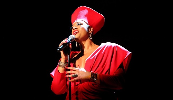 Photo Flash: First Look at Jacqueline B. Arnold in AN EVENING WITH PHYLLIS HYMAN Off-Broadway Image