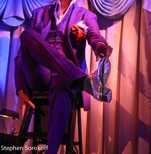 Photo Coverage: Tommy Tune Concludes Engagement at The Colony Hotel Image