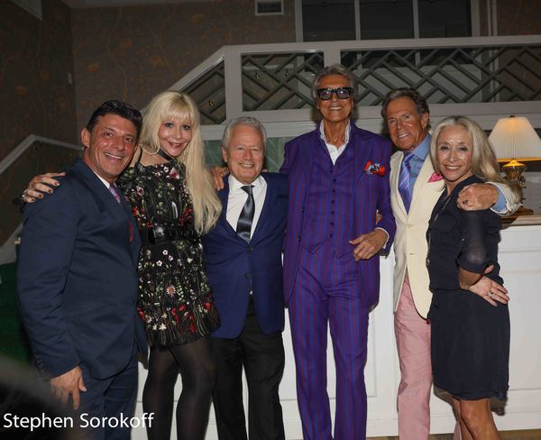 Photo Coverage: Tommy Tune Concludes Engagement at The Colony Hotel Image