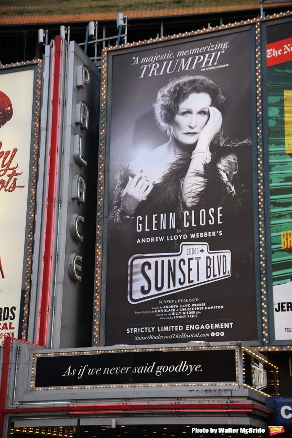  'Sunset Boulevard' starring Glenn Close Photo