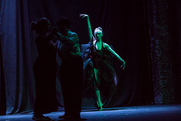 Photo Coverage: First Look at LG Initiative's BLEEDING HEARTS:  The Darker Side of Love Image