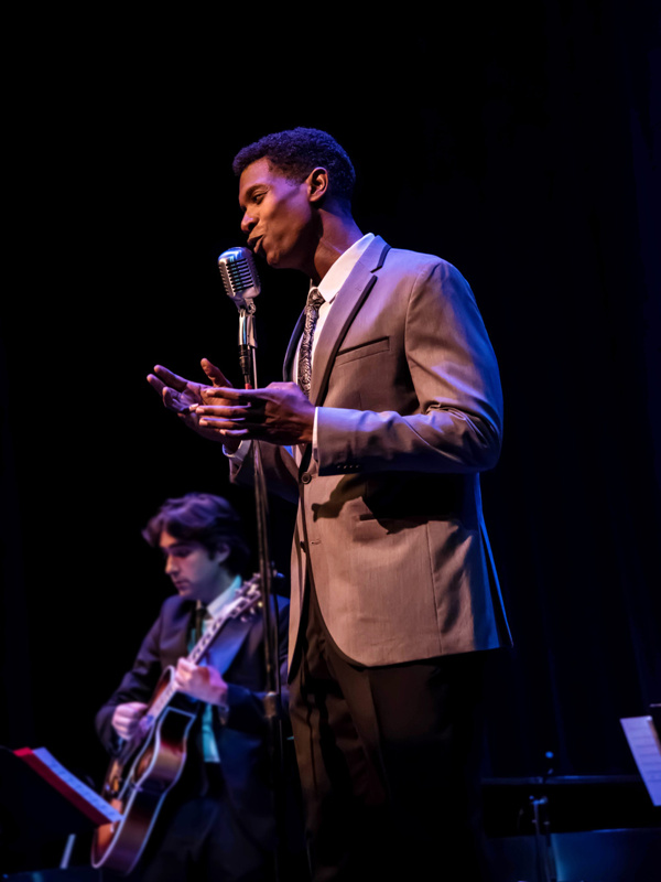 Photo Flash: Evan Tyrone Martin Sings Nat King Cole in Chicagoland on Today Image