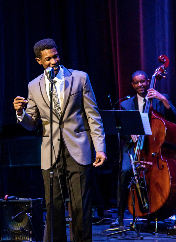 Photo Flash: Evan Tyrone Martin Sings Nat King Cole in Chicagoland on Today Image