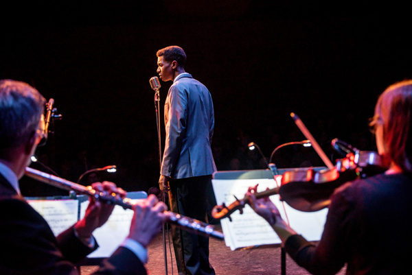 Photo Flash: Evan Tyrone Martin Sings Nat King Cole in Chicagoland on Today Image