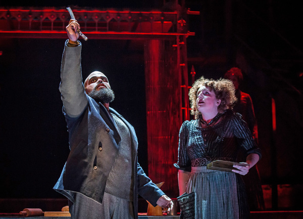 Photo Flash: Paramount Theatre's Bold New Production of SWEENEY TODD Image