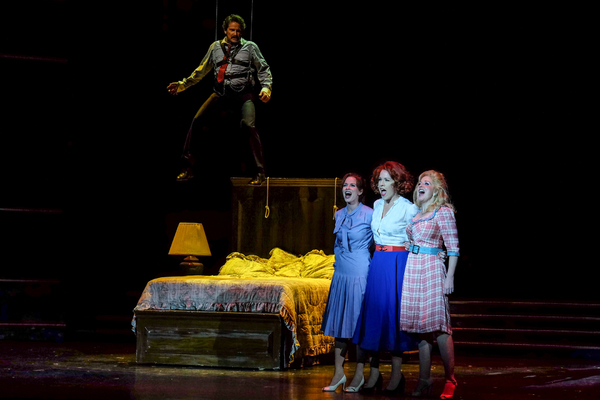 Photo Flash: First Look at San Diego Musical Theatre's 9 TO 5 Image