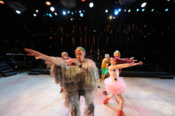 Front, from left to right: Timothy Crowe as Snug/Lion, Brian McEleney as Peter Quince Photo