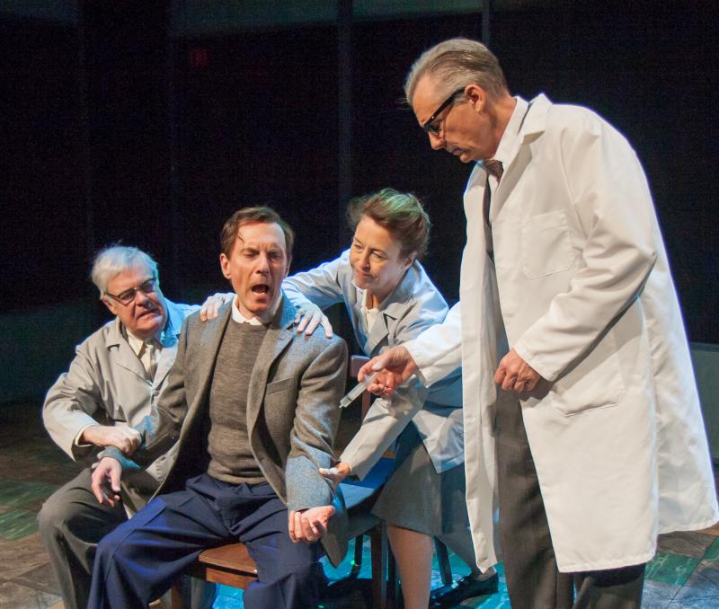 BWW Review: To the Genius of Oscar Levant - FOR PIANO AND HARPO at Falcon Theatre