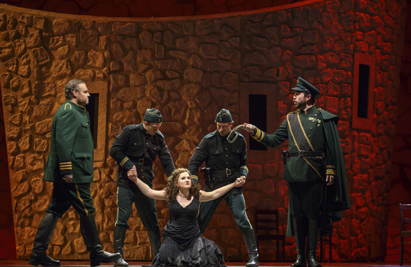 Photo Flash: First Look at Lyric Opera of Chicago's CARMEN 