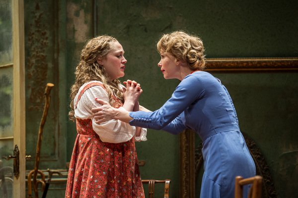 Photo Flash: First Look at Tim Hopper and More in UNCLE VANYA at the Goodman 