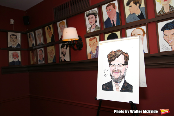 Photo Coverage: Kenneth Lonergan Heads to Sardi's for Caricature Unveiling Image