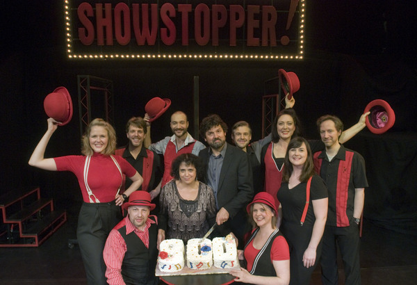 Photo Flash: SHOWSTOPPER! THE IMPROVISED MUSICAL Celebrates 800th Show Image