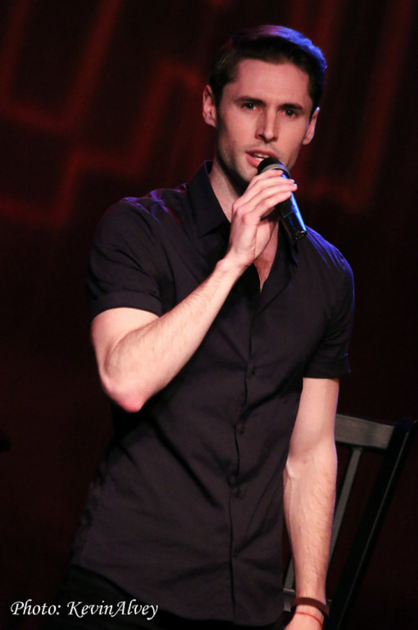 Photo Flash: SUNSET BOULEVARD's Michael Xavier Joins Frank DiLella at Birdland Image