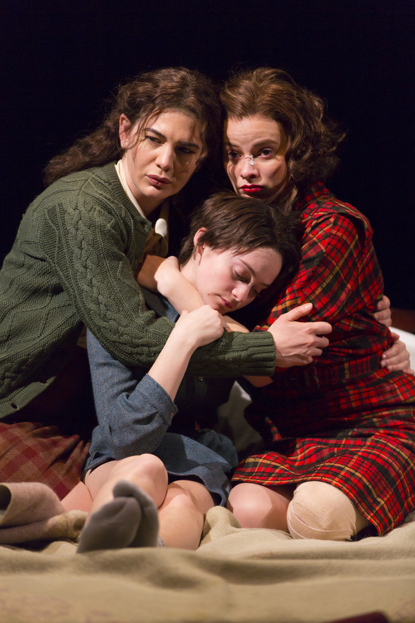 Photo Flash: First Look at NAPOLI, BROOKLYN World Premiere at Long Wharf Theatre Image