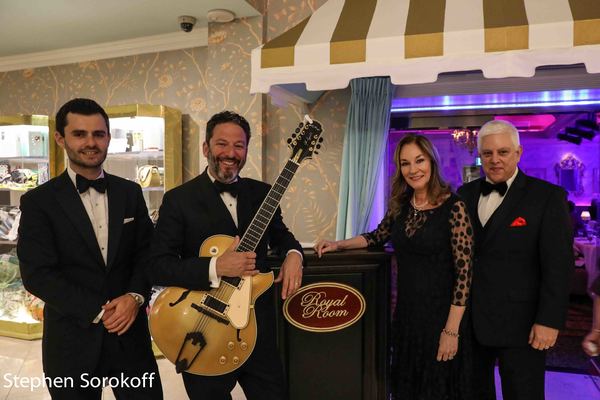 Photo Coverage: John Pizzarelli & Jessica Molaskey Bring Their Music To The Colony Hotel Image