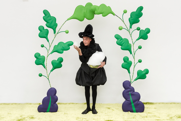 Photo Flash: Oily Cart Heads Stateside with IN A PICKLE Image