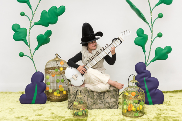 Photo Flash: Oily Cart Heads Stateside with IN A PICKLE Image