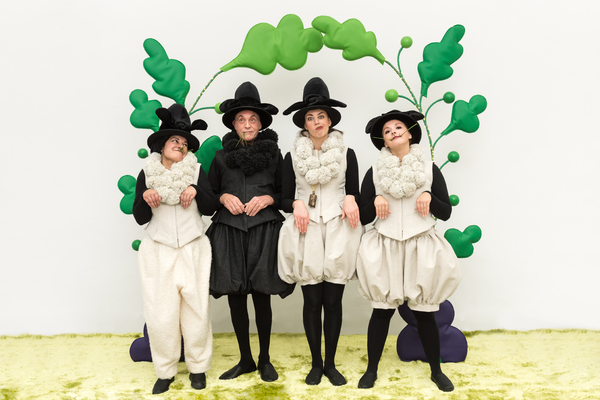 Photo Flash: Oily Cart Heads Stateside with IN A PICKLE Image