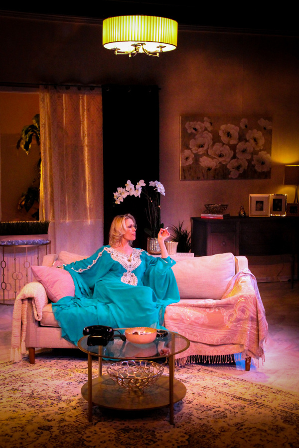 Photo Flash: First Look at I'LL EAT YOU LAST at MTC MainStage! Image