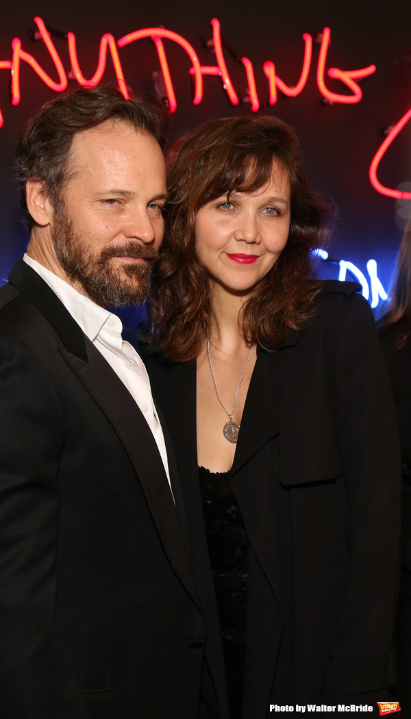 Peter Sarsgaard and Maggie Gyllenhaal Photo