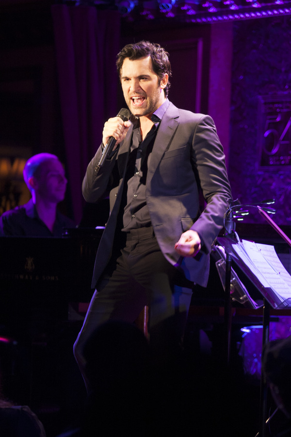 Photo Flash: FULLER HOUSE's Juan Pablo Di Pace Makes Feinstein's/54 Below Debut Image