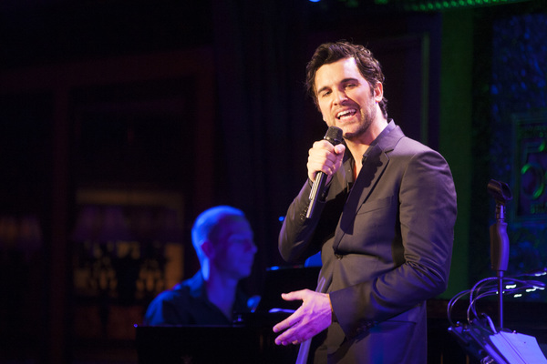 Photo Flash: FULLER HOUSE's Juan Pablo Di Pace Makes Feinstein's/54 Below Debut Image