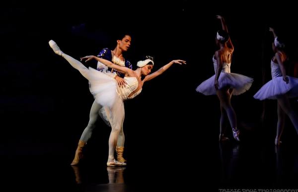 Photo Flash: Ballet Philippines' New Staging of SWAN LAKE, Now Thru 3/5 