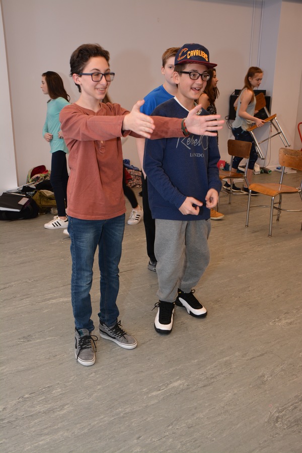 Photo Coverage: Retter Entertainment Rehearses 13 THE MUSICAL Image