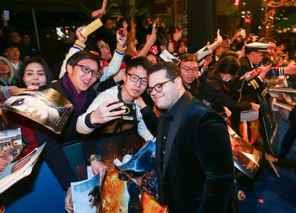 Photo Flash: BEAUTY AND THE BEAST Cast Dazzle at Shanghai Premiere Image
