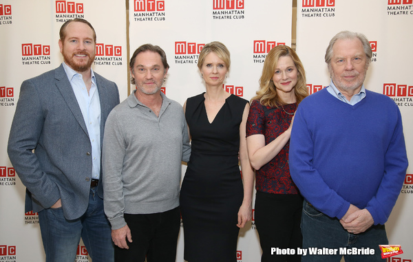 FREEZE FRAME: THE LITTLE FOXES' Laura Linney & Cynthia Nixon Meet the Press Image