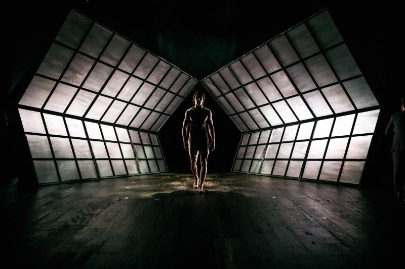 Review: Studio Tenn's Stirring and Staggering THE ELEPHANT MAN Image