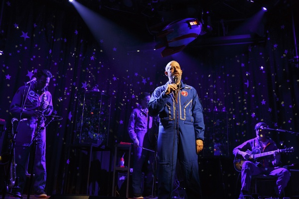 Photo Flash: First Look at Ethan Lipton and More in THE OUTER SPACE at The Public Theater Image