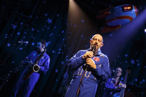 Photo Flash: First Look at Ethan Lipton and More in THE OUTER SPACE at The Public Theater Image