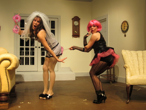 Photo Flash: Sneak Peek at COMMUNICATING DOORS at Granite Theatre Image
