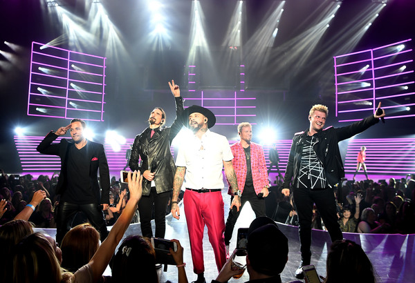 Photo Flash: Backstreet Boys Are 'LARGER THAN LIFE' at Planet Hollywood 